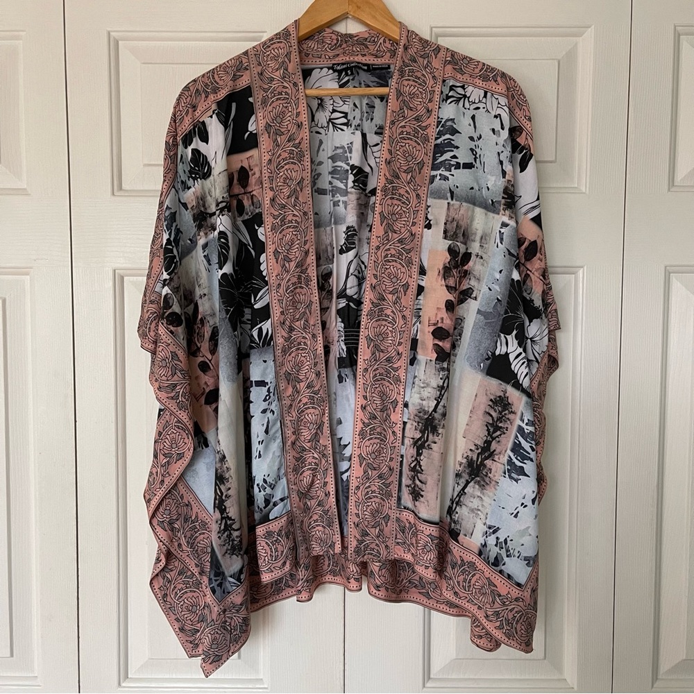 Tolani Raelyn Modal Floral Kimono Sz. S